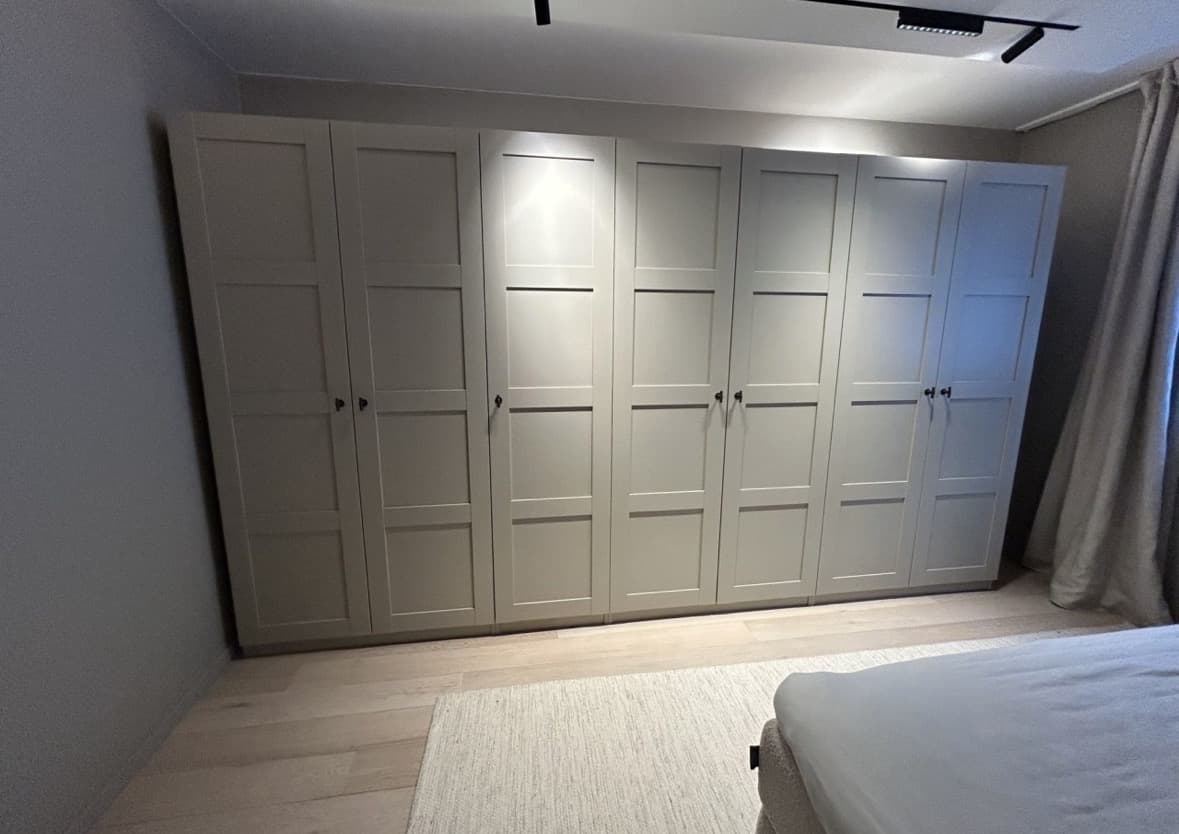 Innebygd garderobe – bilde 1