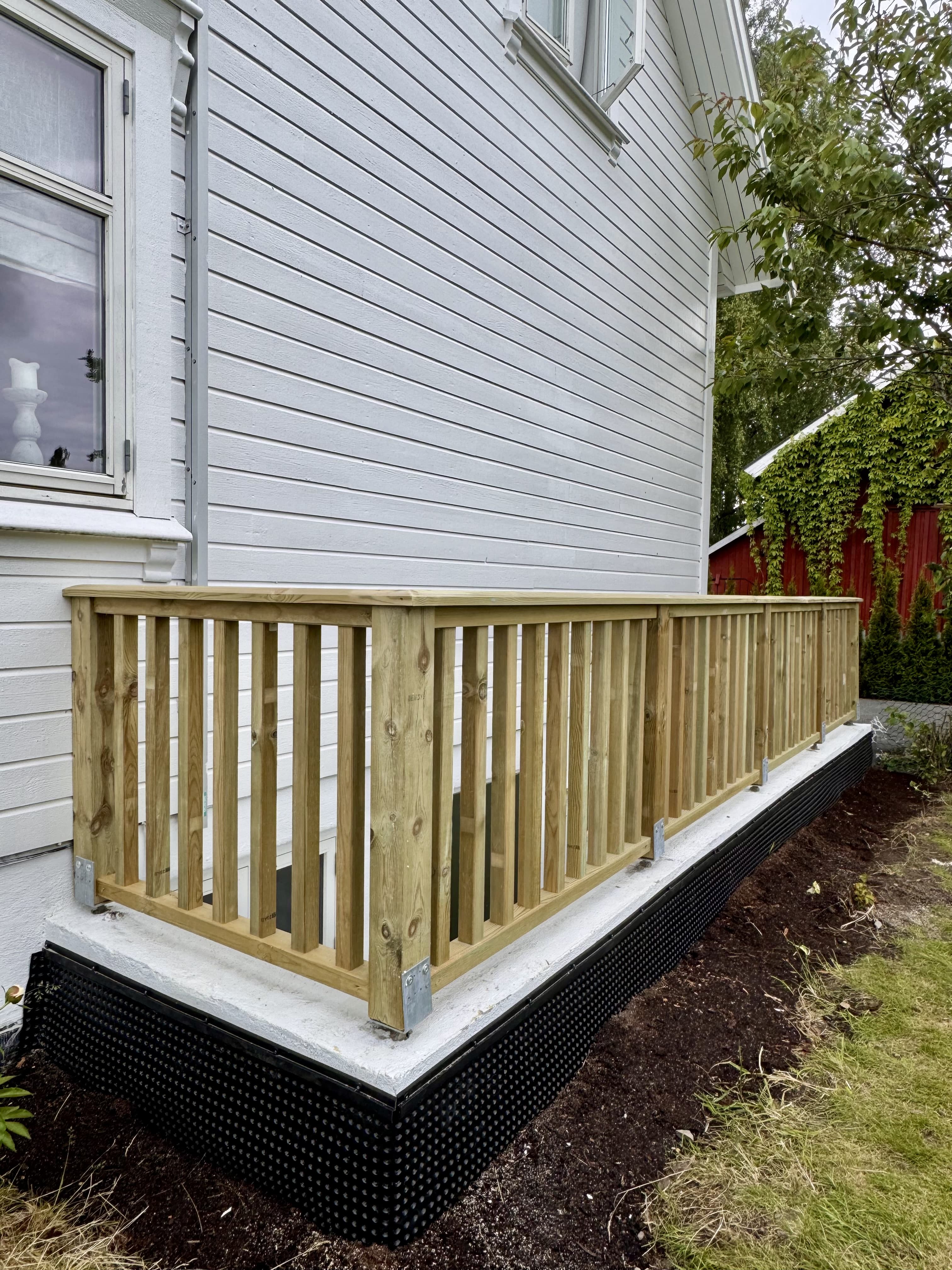 Ny terrasse og utetrapp – bilde 4